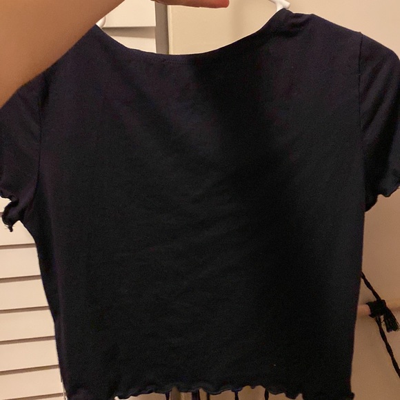 Shein Navy cropped scrunch top - Picture 3 of 3